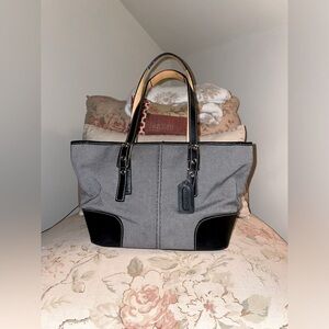 COACH Vintage Hampton Black-White Tweed Satchel/Handbag—Excellent Condition!